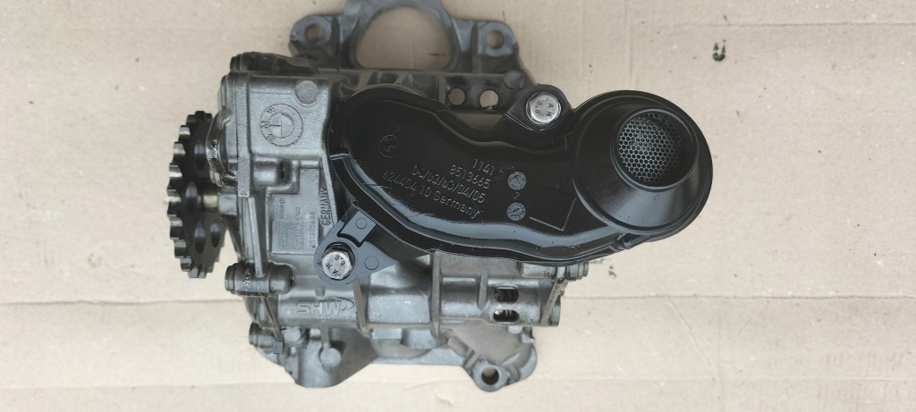 фото №1, Bmw x1 насос масляная 1.5d b37d