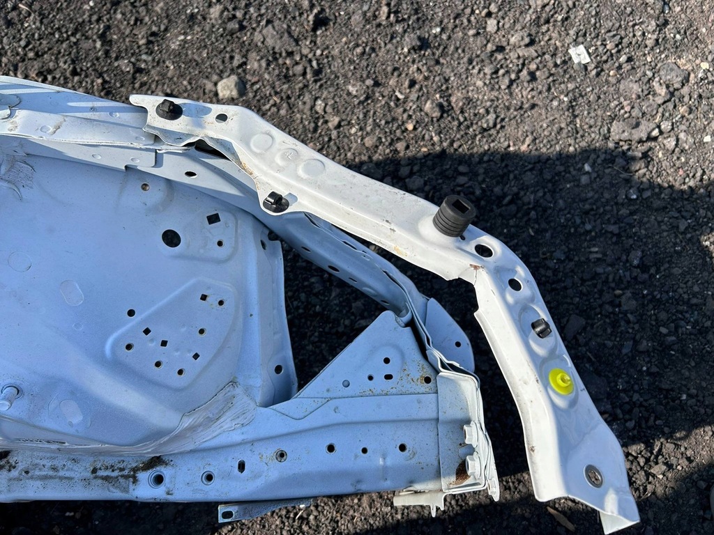 фото №5, Corolla e21 четверть передняя левый перед лонжерон złamany панель фары доставка