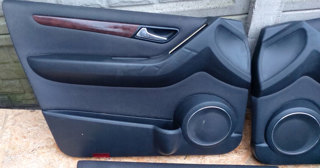 фото №11, Сиденье сиденья kpl mercedes w245 isofix регулируемые plus обшивки