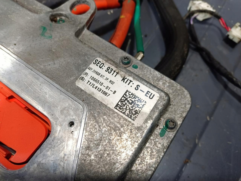 Tesla model s инвертор блок розжига напряжения инвертор 1066510-01-b Цена