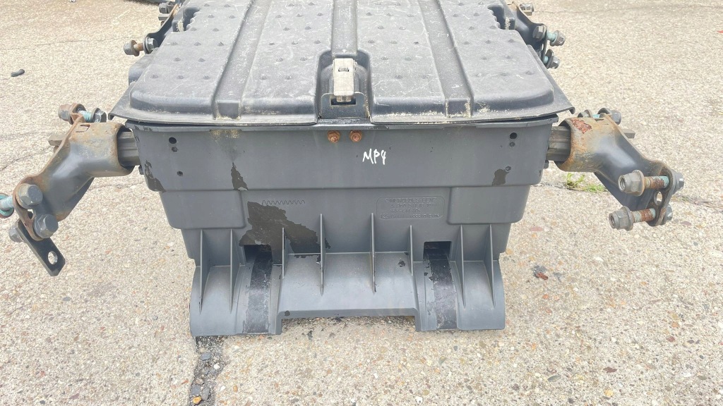 фото №8, Основа коробка акумуляторів mercedes actros mp4