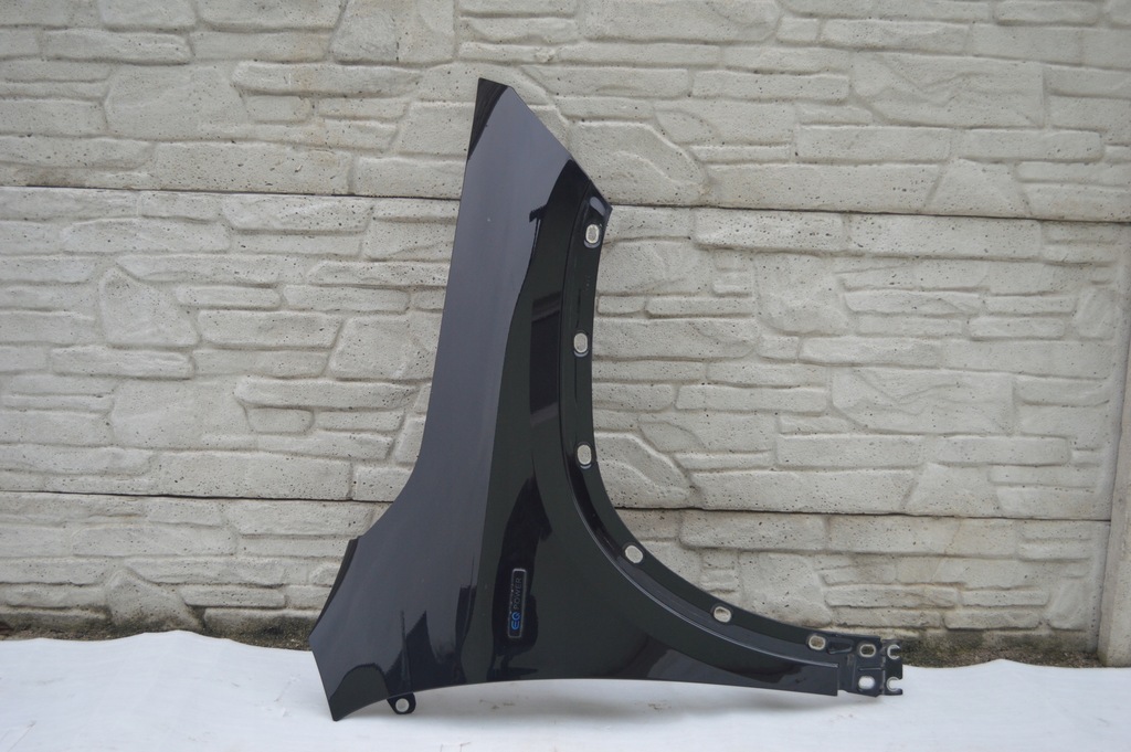 фото №1, Крила передній правий mercedes gla