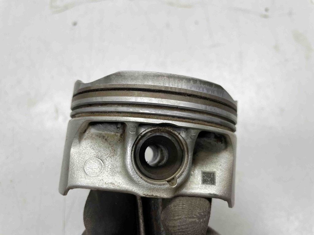 фото №9, Поршень з шатун bmw 7 f01 f02 f03 f04 764689204