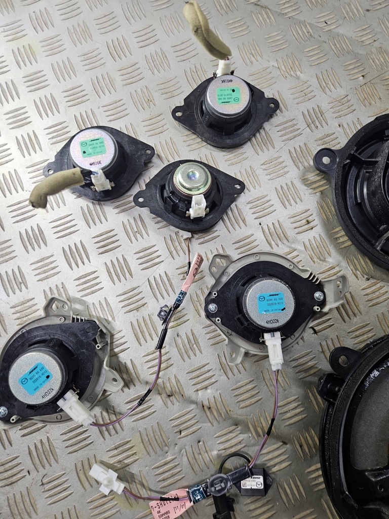 фото №8, Динамики усилитель bose mazda 3 iii bm комплект