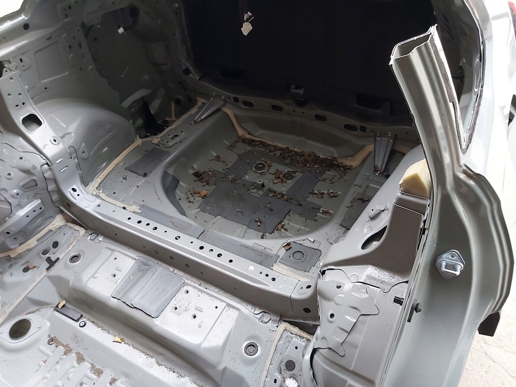 фото №7, Toyota rav4 v задня kompletny бампер кришка багажника лампа чверть pas задній крила