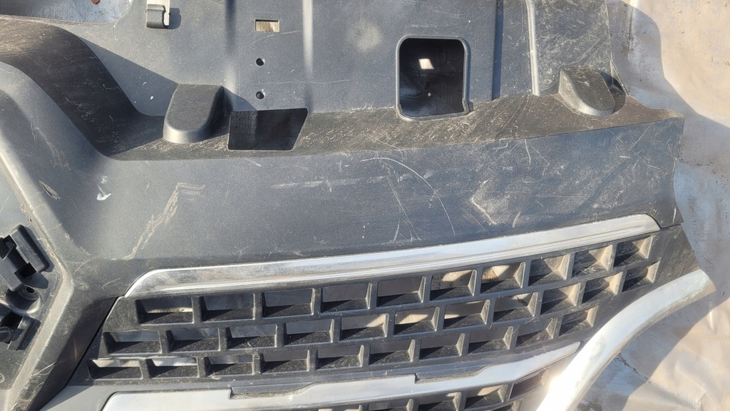 фото №4, Решётка радиатора решётка радиатора renault master iii lift 2019- // 4758