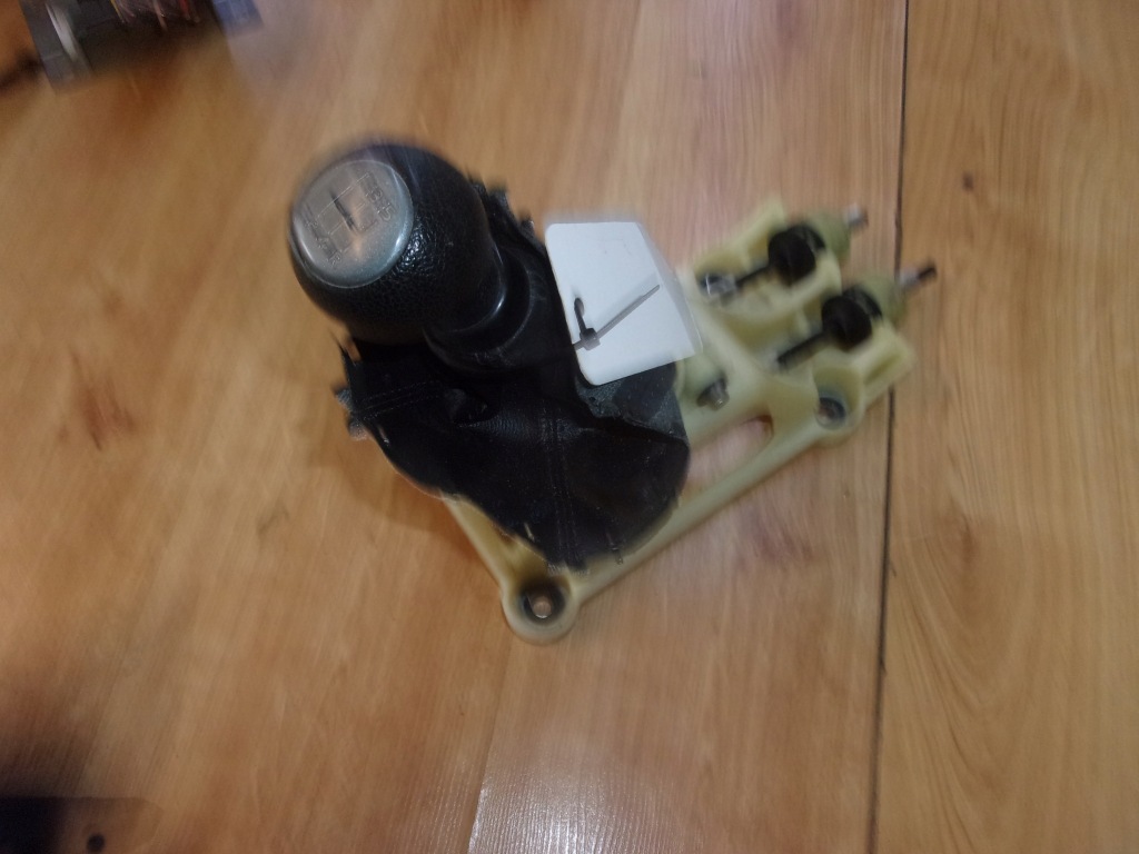 фото №1, Suzuki swift mk6 домкрат перемикання передач