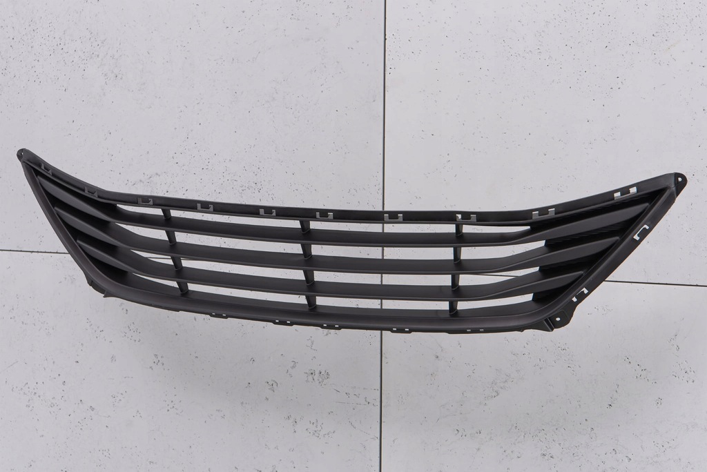 фото №8, Hyundai elantra v md 2010-2013 решітка бампера середня 865603x700