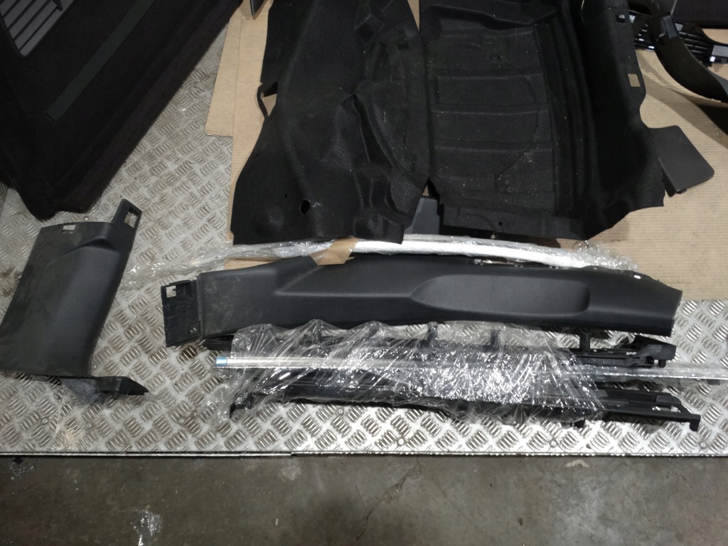 фото №5, Салон багажника vw touareg 7p 7p6 коричневые 1