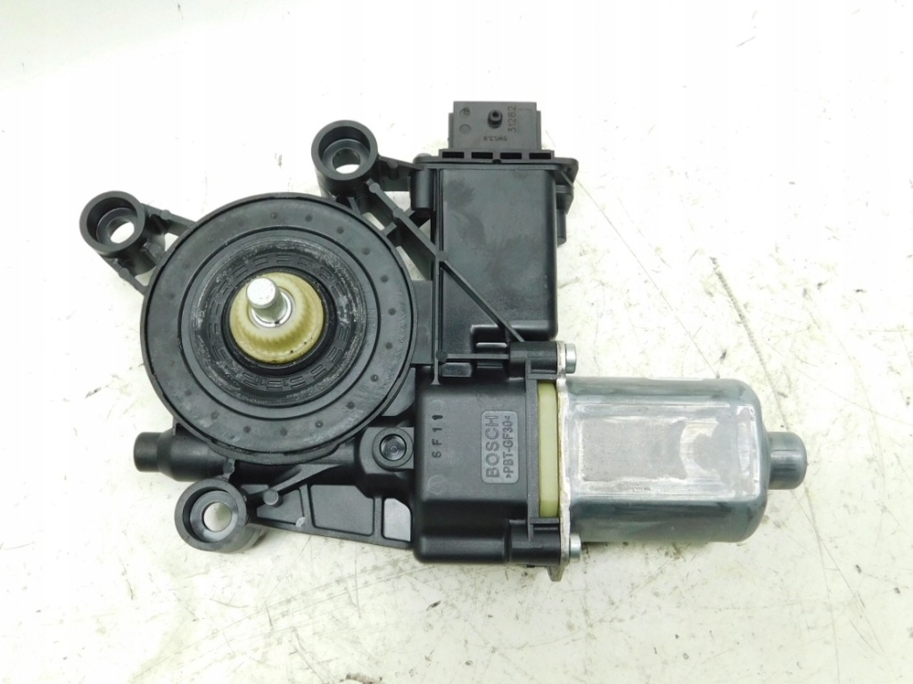 Купити Моторчик скло правий перед 0130822068 - alfa romeo stelvio 16- eu