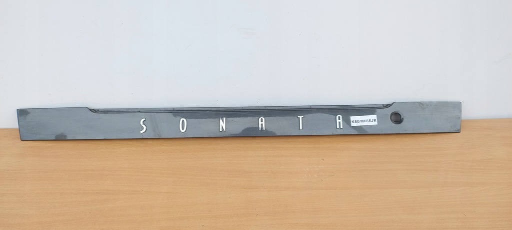 фото №1, Hyundai sonata 4 iv накладка молдинг крышки задняя оригинальный номер