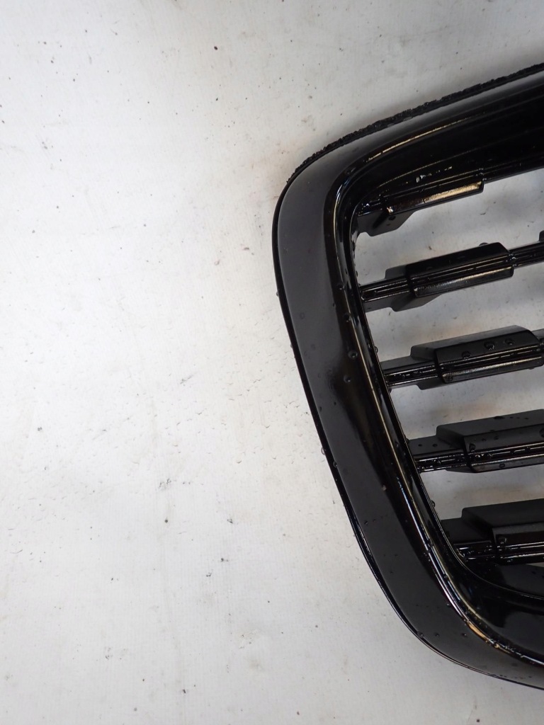 фото №3, Volvo v60 ii 2 s60 iii 3 r-design 18-22 решітка радіатора решітка радіатора