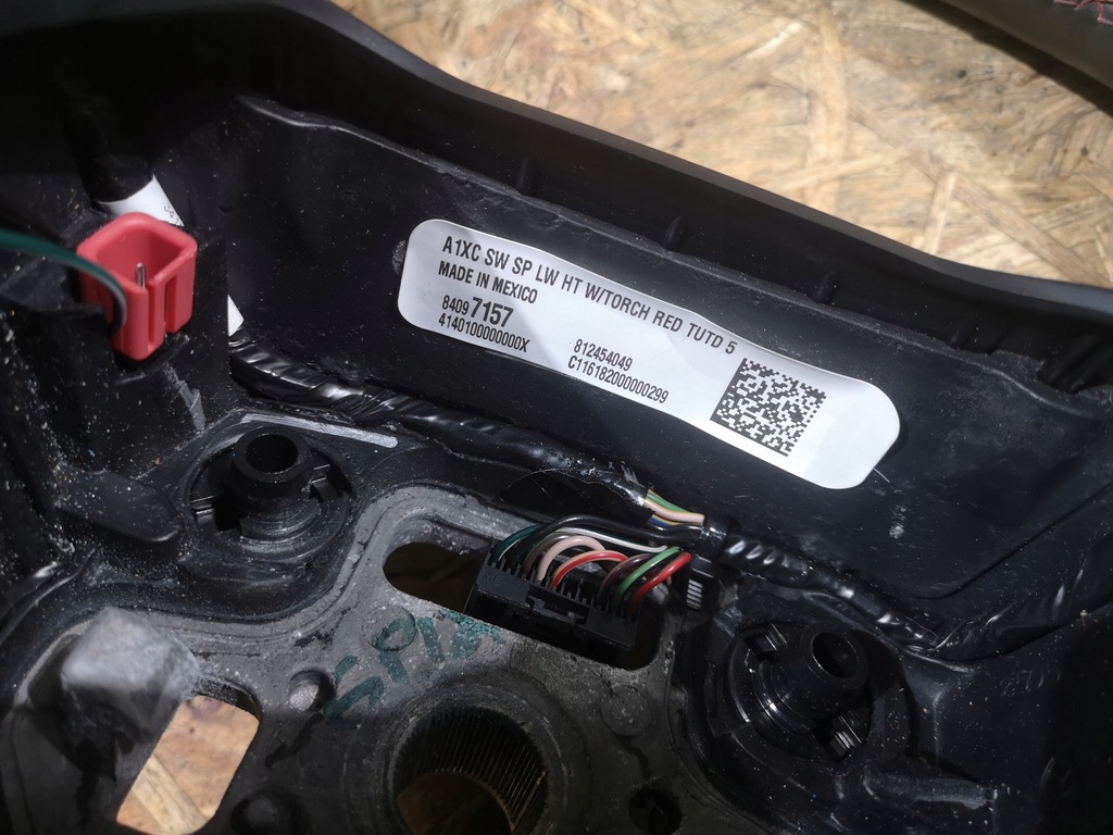 фото №16, Воздуховод кожа лепестки переключения подогрев camaro rs 2016 +