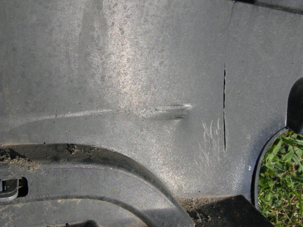 фото №15, Maserati levante бампер задняя задний диффузор