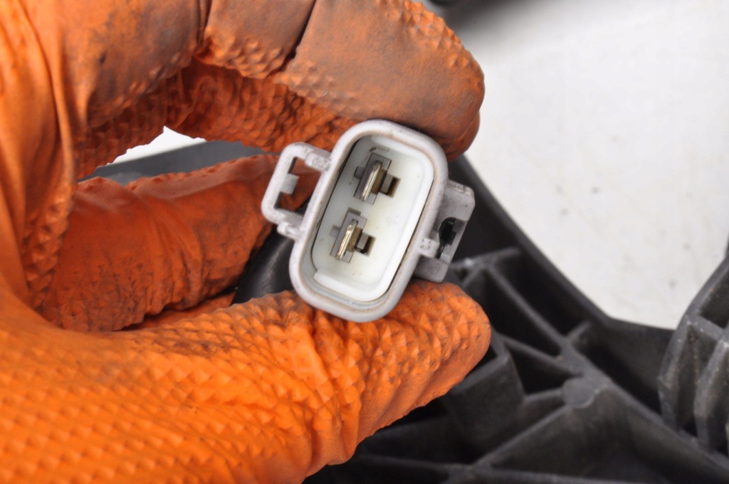 Peugeot 4007 вентилятор радиатора с Разборки