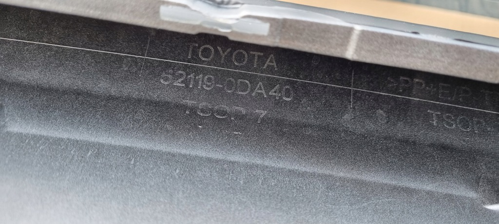 фото №14, Toyota yaris iv 2017- бампер перед оригінал e055