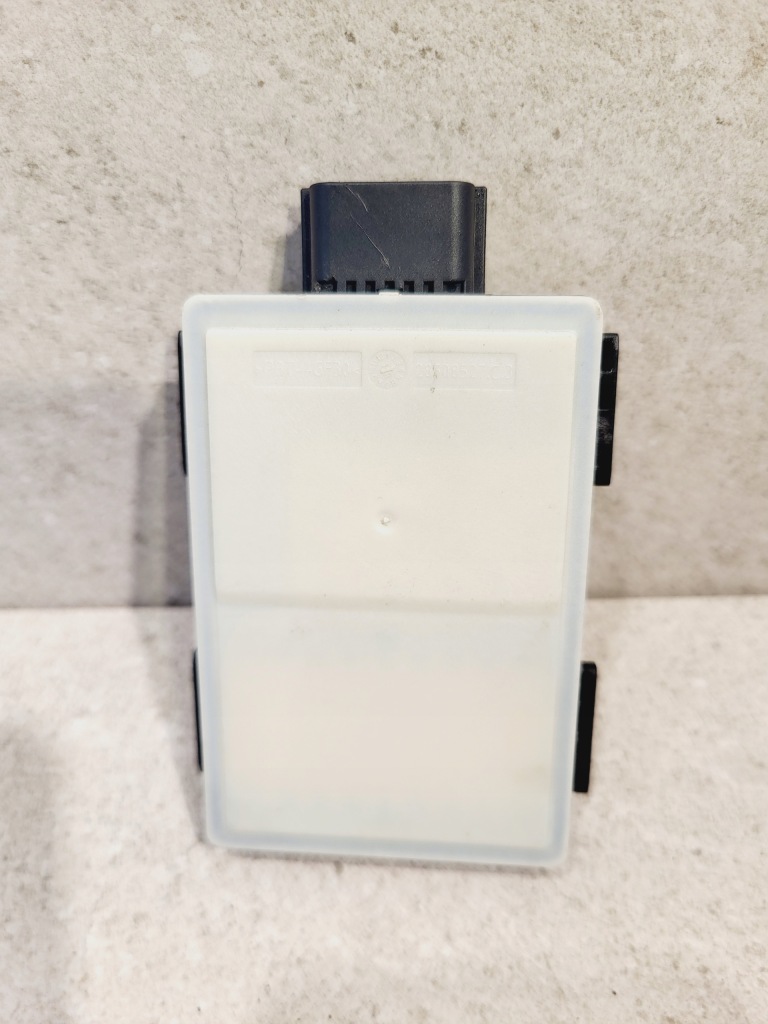 Купить Датчик мертвого pola range rover evoque l551 k8d2-14f152-ah