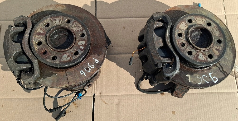 фото №1, Поворотный кулак правая. левая mercedes sprinter 906