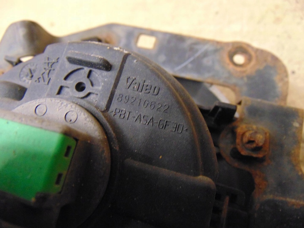 фото №7, Протитуманна фара правий mitsubishi l200 kompletny з корпус