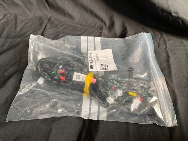 Tesla model 3 2017- джгут електропроводка бампера перед 1067958-00-g Ціна