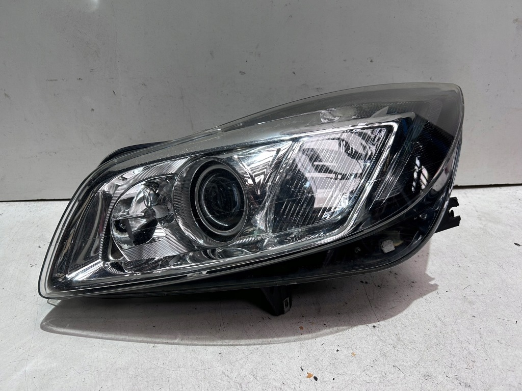 фото №1, Лампа лівий перед передня opel insignia a 08-13 13226792 ксенон europa