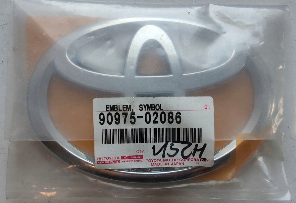 фото №1, Емблема logo перед toyota verso 09-17r. оригінал