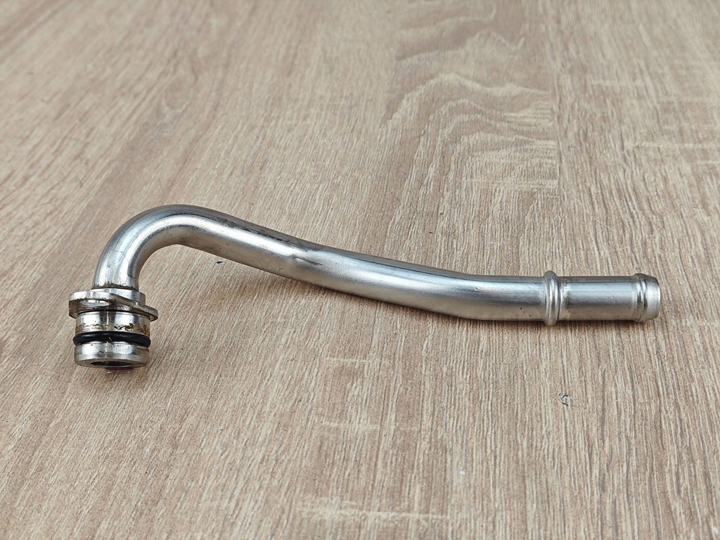 фото №1, Оригинальная труба wąż шланг wody audi a5 f5 a4 b9 2.0 tfsi 06l121492r