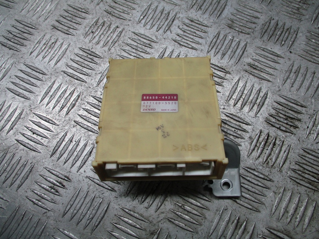 фото №1, Модуль блок управления toyota avensis verso