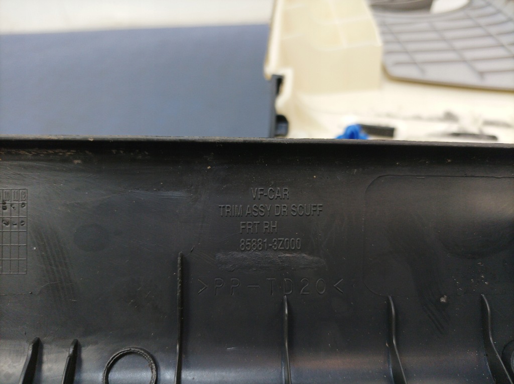 фото №8, Hyundai i40 i kombi комплект захист bok правий