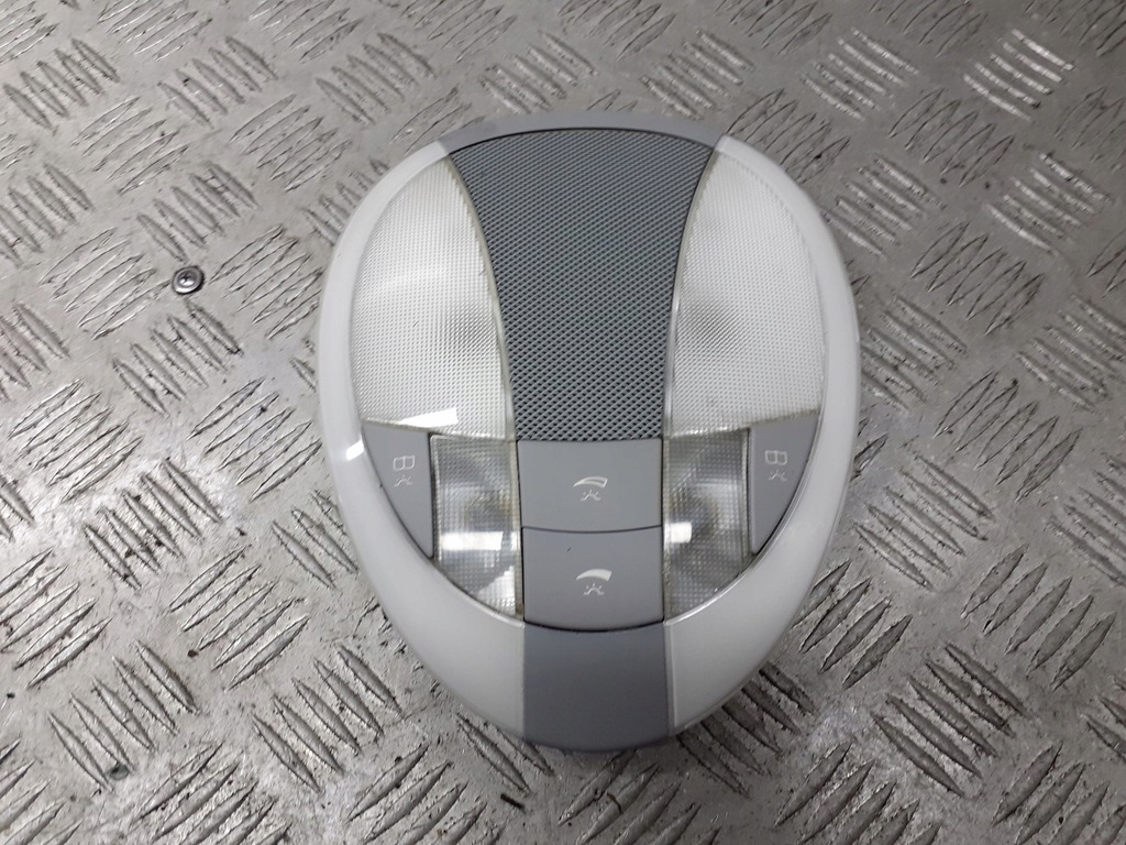 фото №1, Освітлення кабіни задня mercedes w211 a2118202001