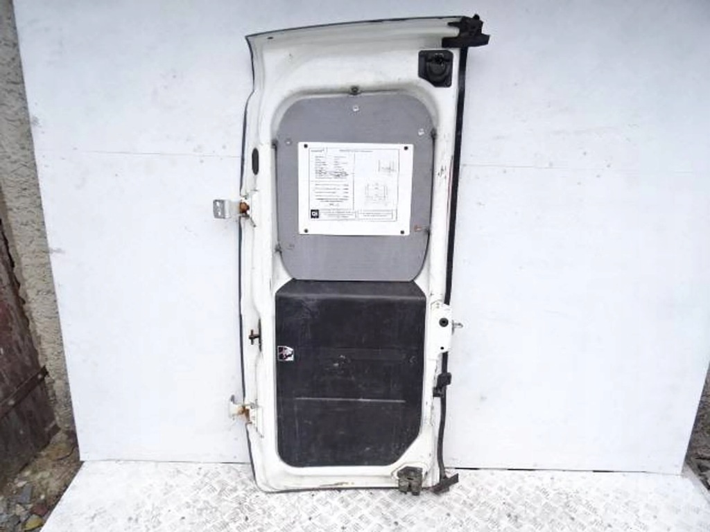 фото №10, Дверь задняя крышка багажника kpl. 2 штуки opel combo d