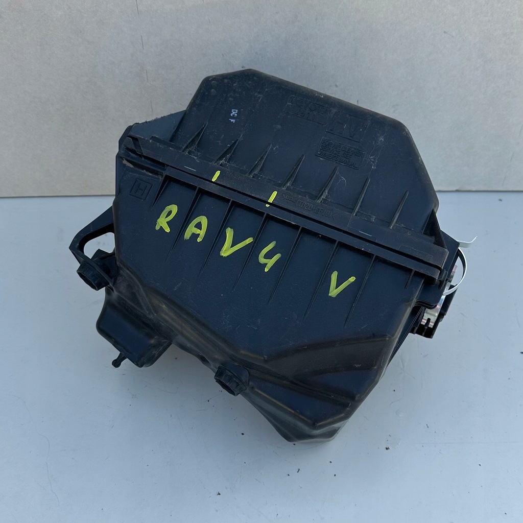 фото №1, Корпус фильтра воздуха toyota rav4 v 17812-37040