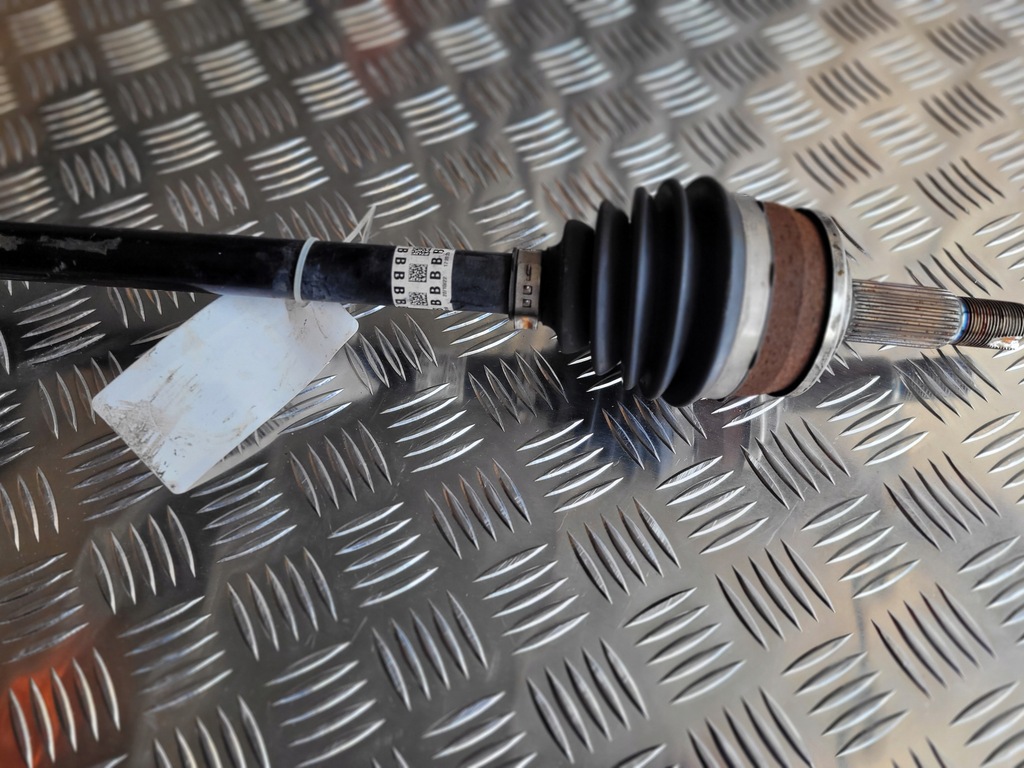 фото №3, Toyota yaris cross приводной вал передняя правая оригинал fv