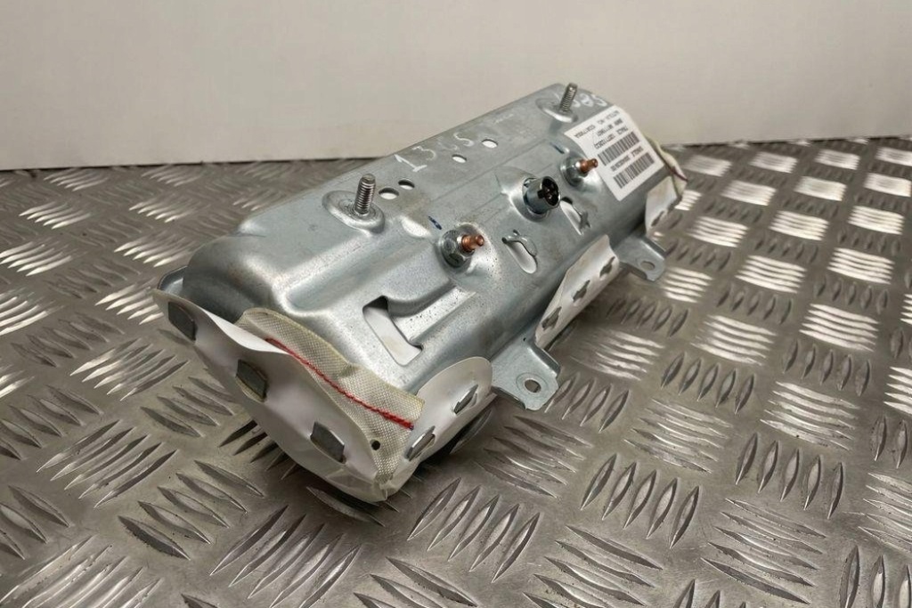 Подушка подушка безпеки пасажира mini cooper r56 9811196 2.0l дизель 2012 Недорого