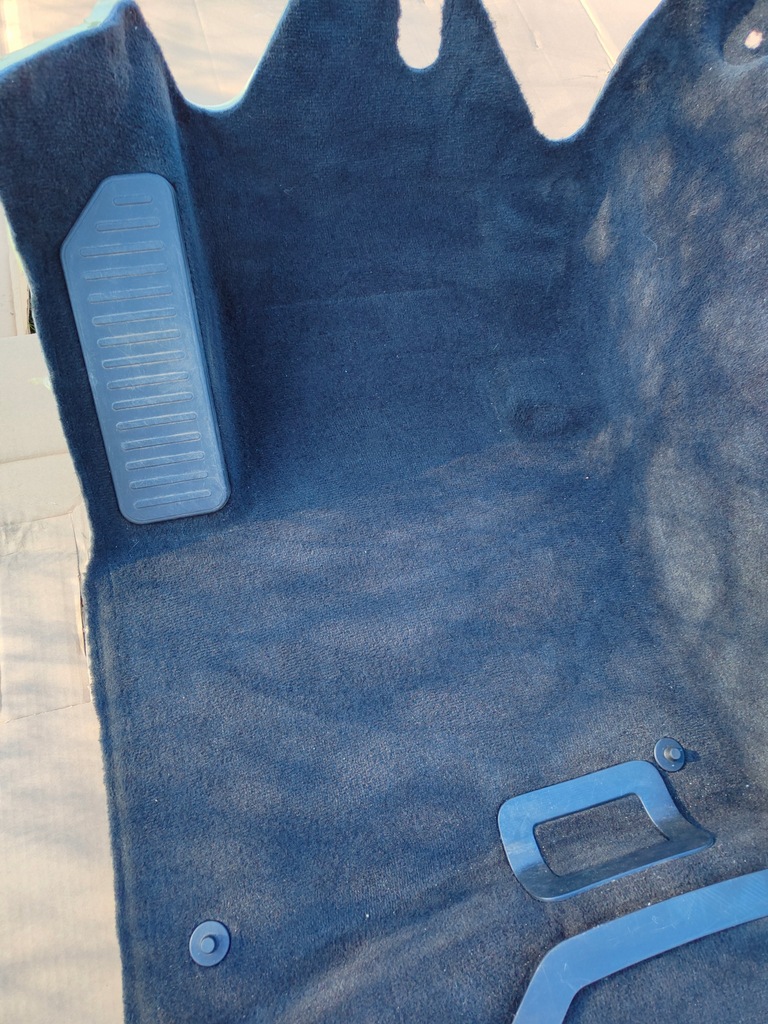 фото №4, Porsche cayenne 7p5 коврик перед левый правый