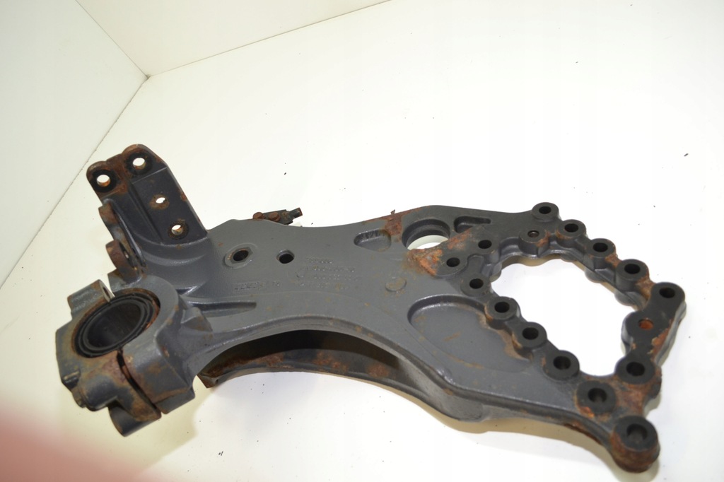 фото №6, Mercedes actros mp4 кронштейн кронштейн рамы lowdeck левая a9603223301