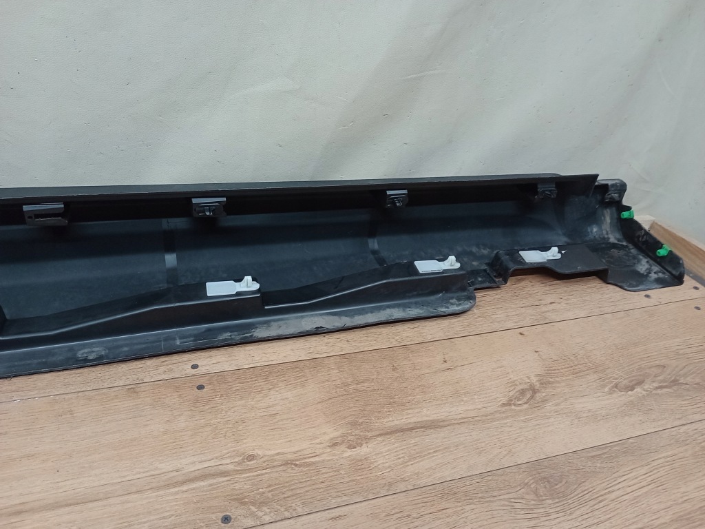 фото №7, Volvo v40 cross country 2012--- молдинг порог левая порог левый