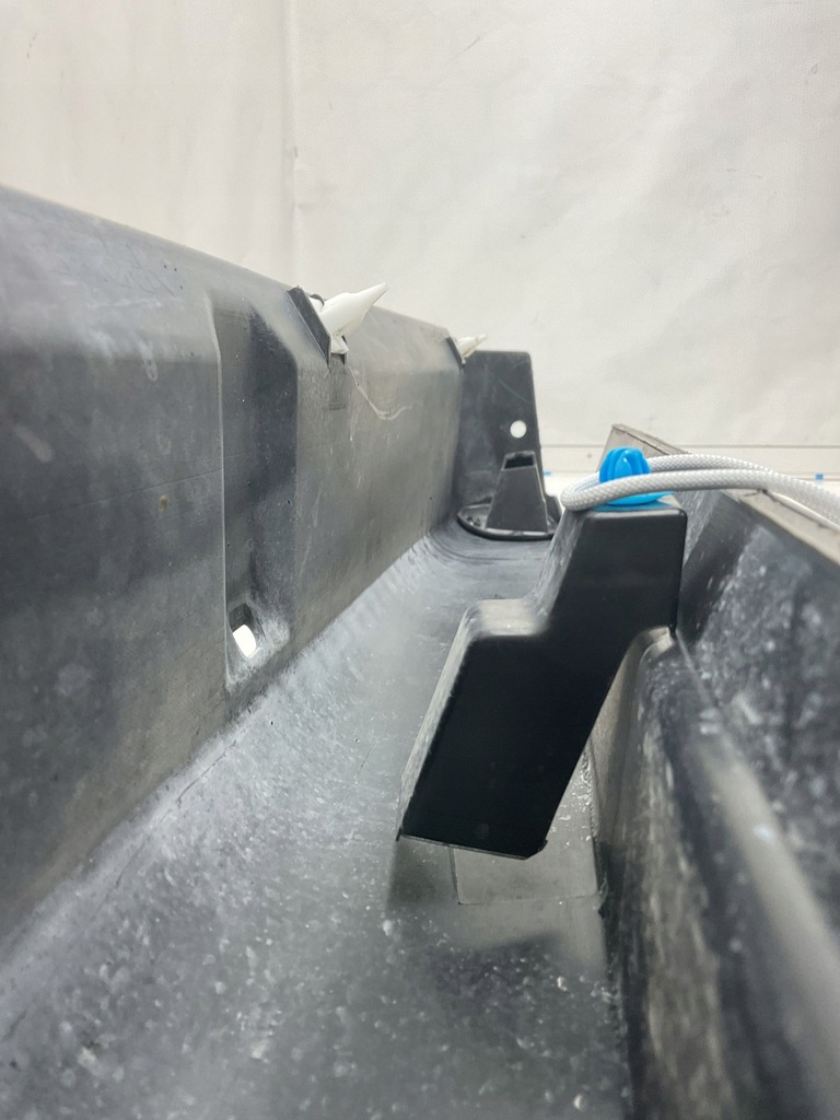 фото №8, Mitsubishi outlander iii правый порог молдинг порог 6512a422