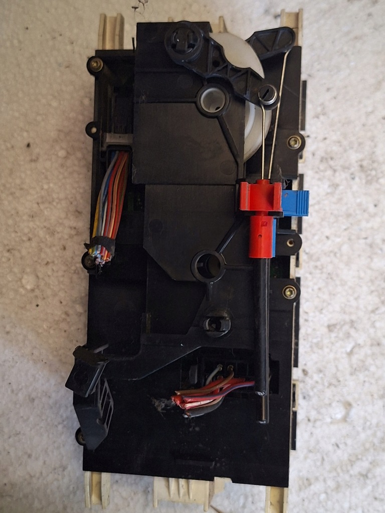 фото №4, Панель кондиционера mercedes w168 kl a