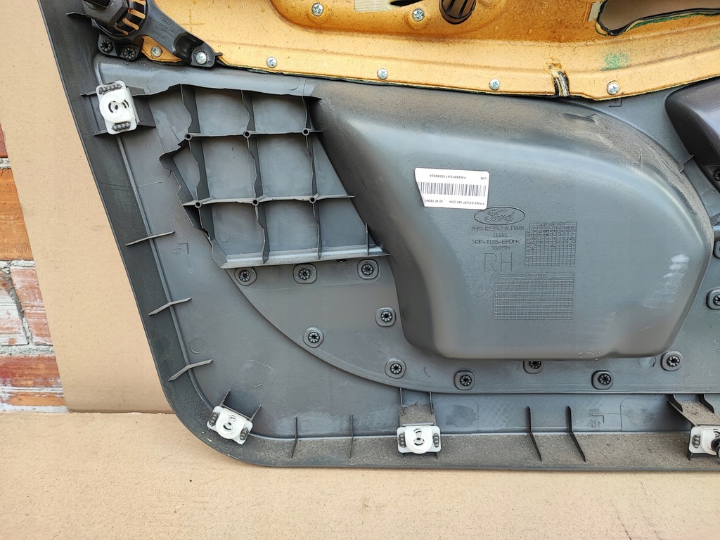 фото №10, Ford kuga mk1 individual обшивка двері правий перед