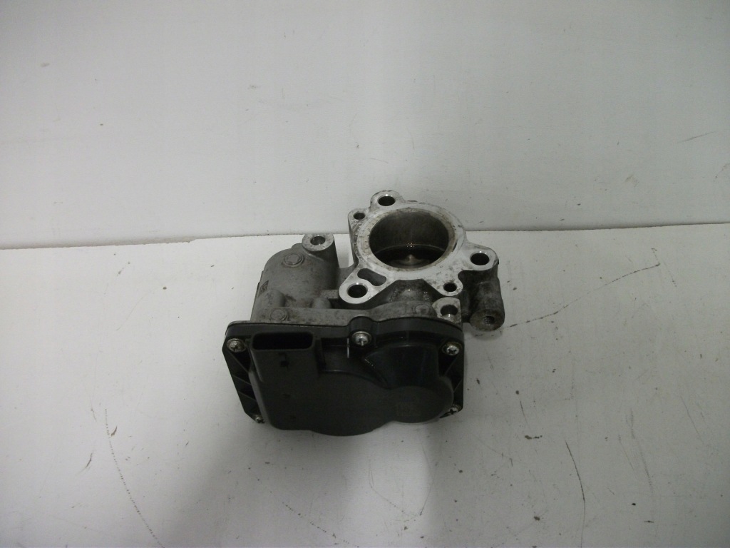 фото №1, Renault оригинальный номер 147100361r дроссельная заслонка mercedes w177