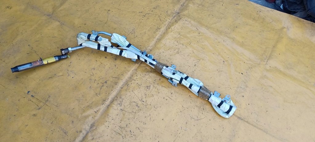 фото №8, Шторка безопасности воздушная левая mazda 5 03-08r