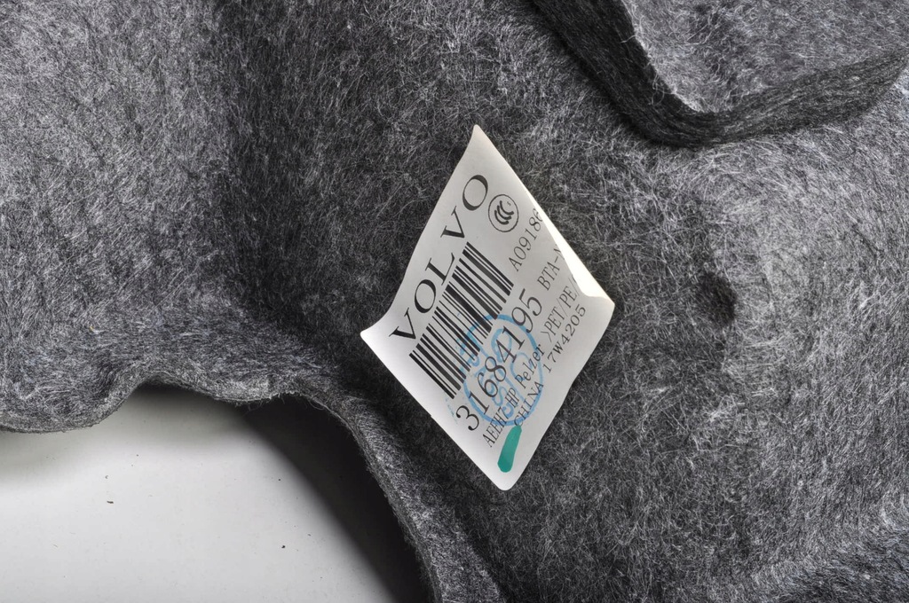 фото №6, Volvo s90 ii 2016-2024 обшивка обивка багажника 31684195