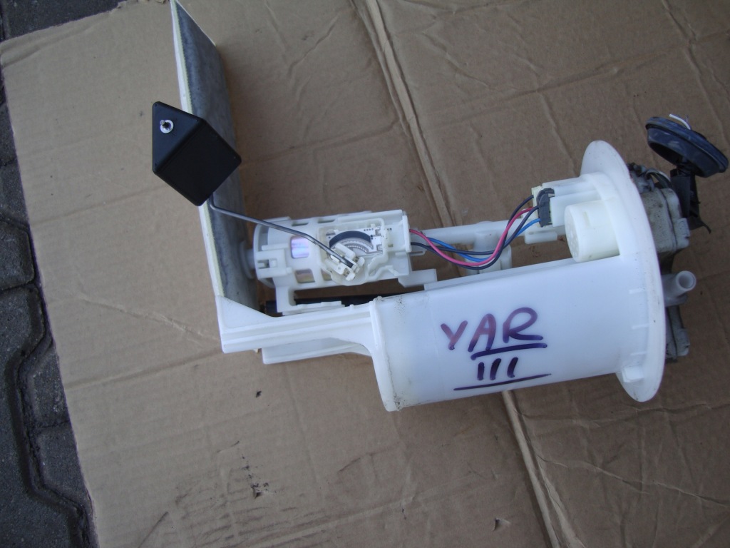 фото №1, Toyota yaris iii 11- 1.33 насос топлива