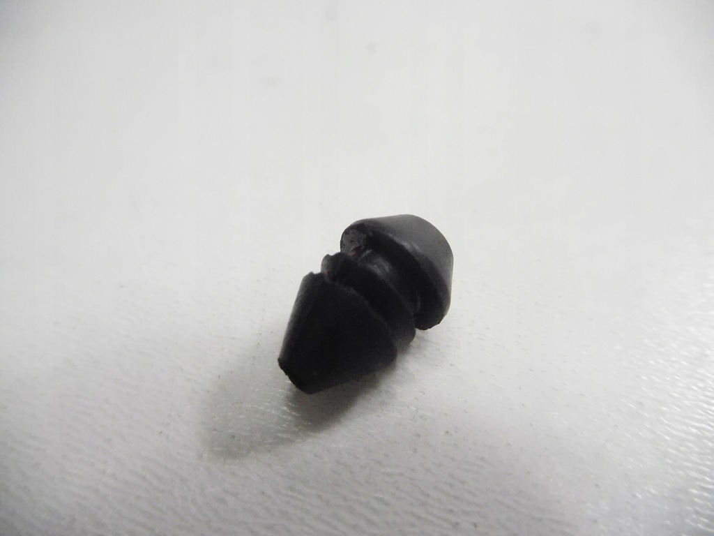 фото №5, Отбойник крышка заливной топлива cinquecento palio 7736064