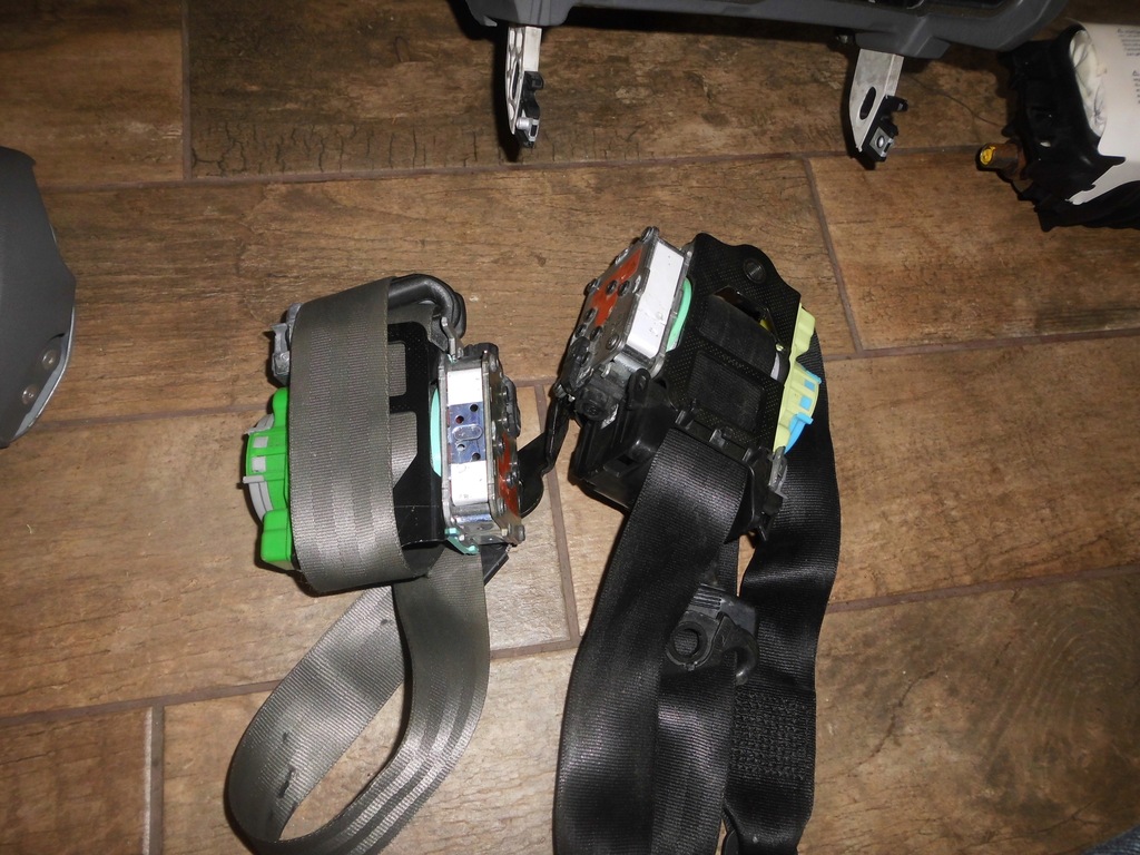 фото №8, Audi q5 8r консоль + 2 x подушка безопасности + 2 x pas