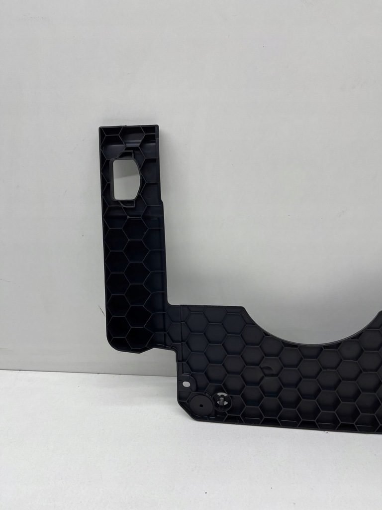 фото №11, Audi a6 c7 sedan напрямна підпора підлога багажника