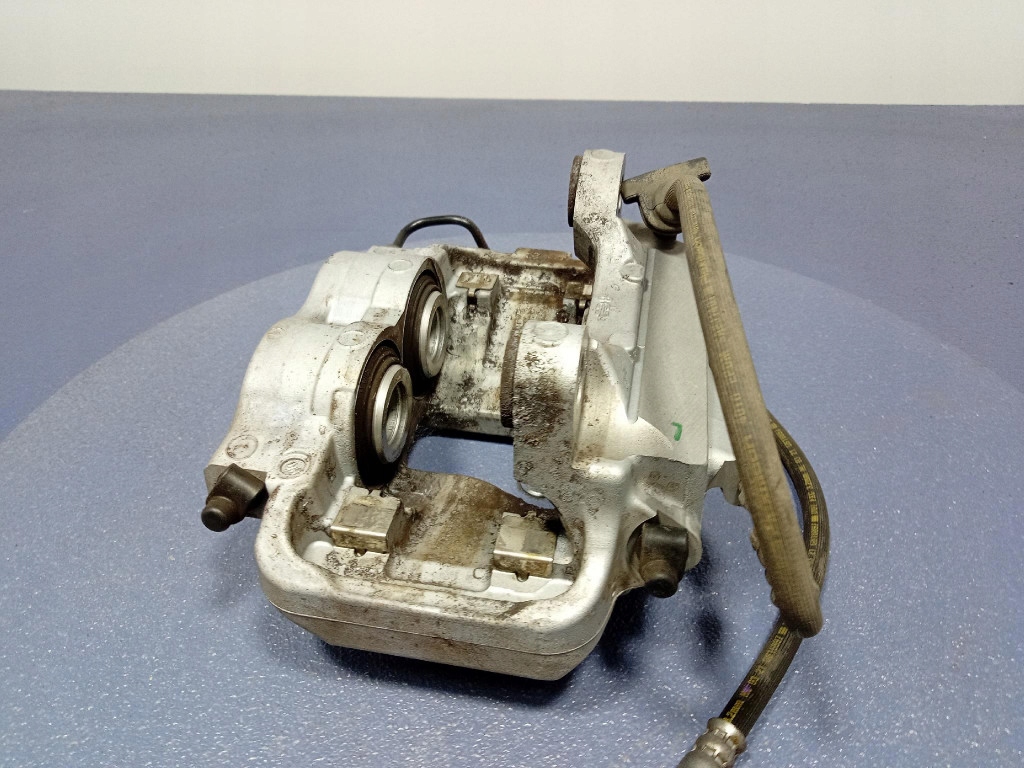 фото №11, Bmw ix3 g08 g01 супорт гальмівний лівий перед передній 42/30/348 6885839