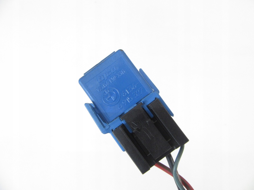 фото №2, Реле bmw штекер e36 e38 e39 e46 e53 e60 e81 e70 e90 f01 f10 f20 f30