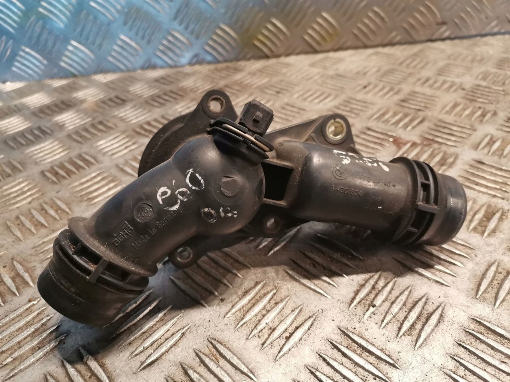 фото №1, Bmw 5 e60 e61 термостат